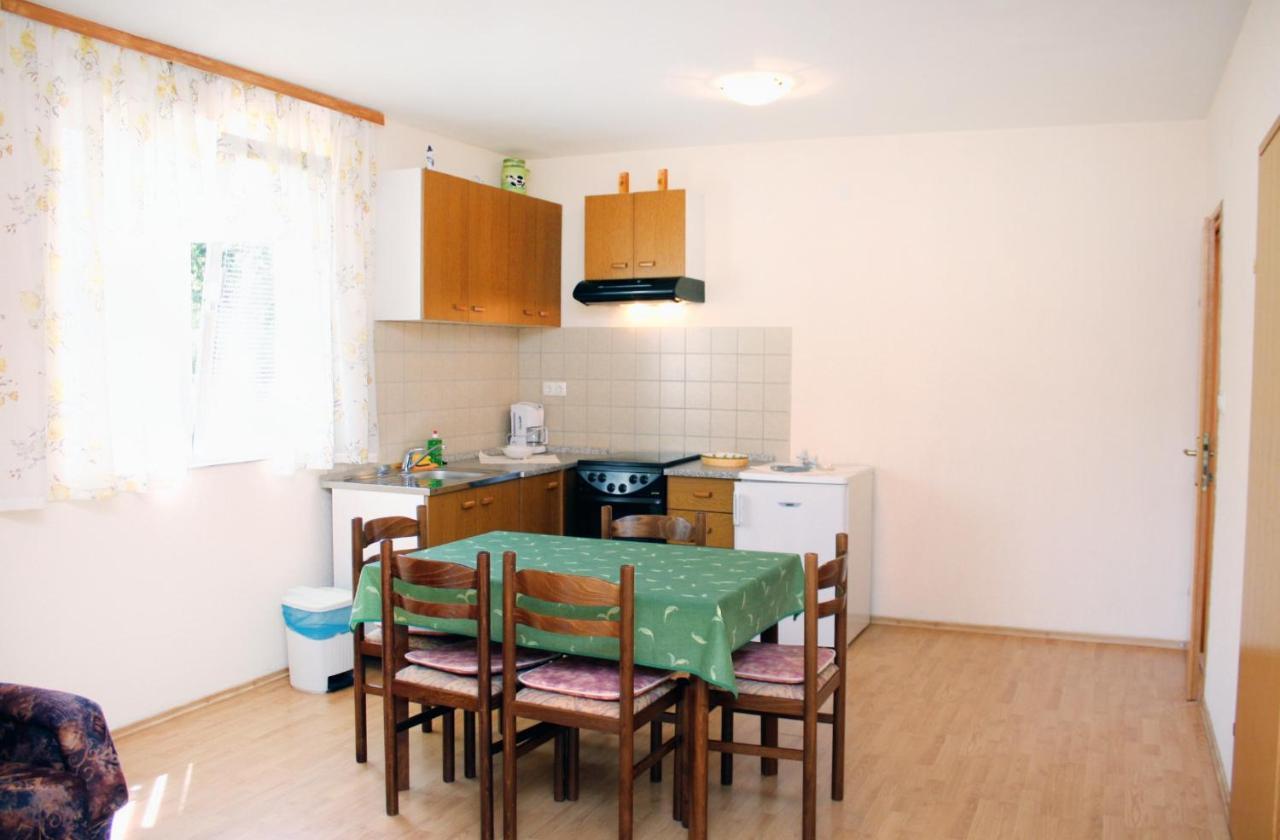 Apartments With A Parking Space Kampor, Rab - 5029 外观 照片